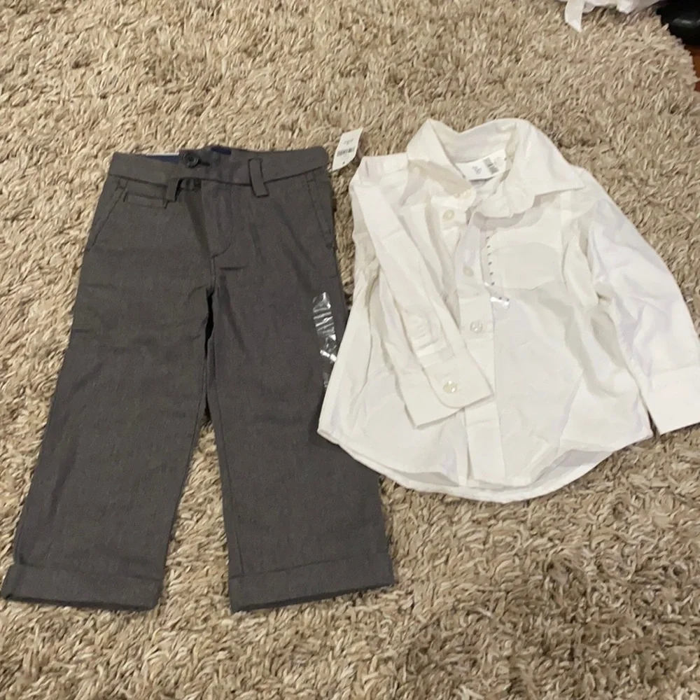 Gap NWT boys dress pants and shirt size 2t